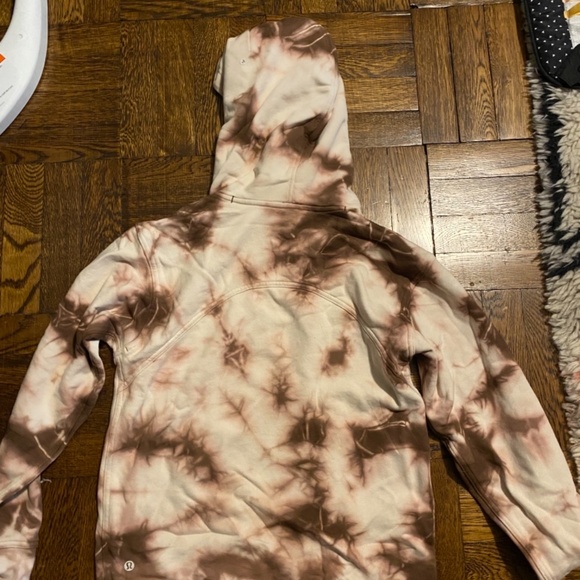 Lululemon: All Yours Hoodie  Earth Dye - Picture 2 of 4